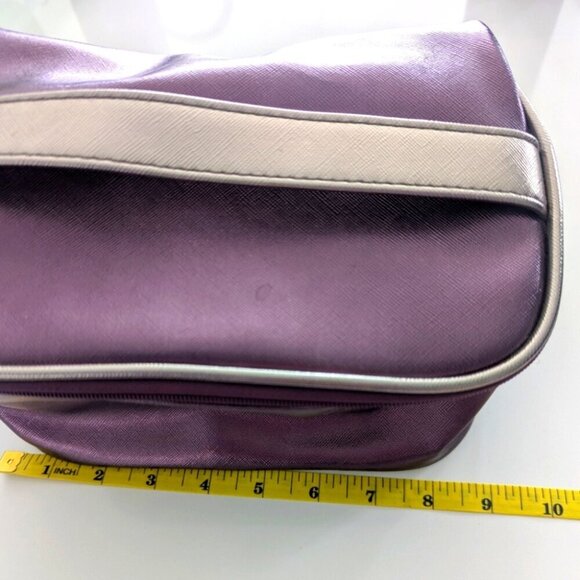 TAHARI Metallic Purple Makeup Cosmetic Travel Case BNWOT - Picture 6 of 6